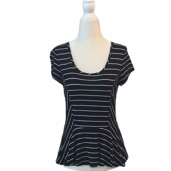 Chelsea & Theodore Striped Black Bow Peplum Top - Picture 8 of 10